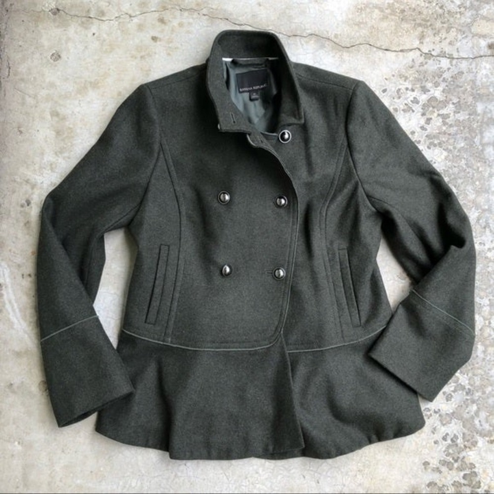 Banana Republic Vintage Green Coat - Picture 2 of 5